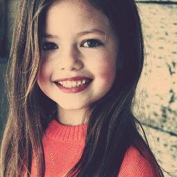 Daughter of @JasonTaylorLS. I love Disney, and the color pink. Best friend to @IlyanaGreyLS. #Ballerina