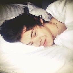 hahanoharry's profile picture. I like Niall's chest hair.