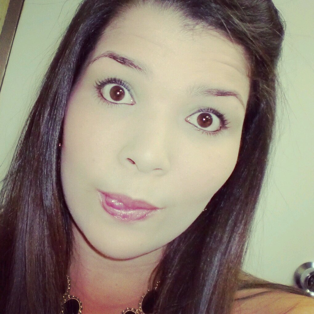 22. TSU en Comercio Exterior! A veces suelo ser bipolar☺ Sigueme y conoceme♥, ya deja de leer mi biografía jejeje!!!