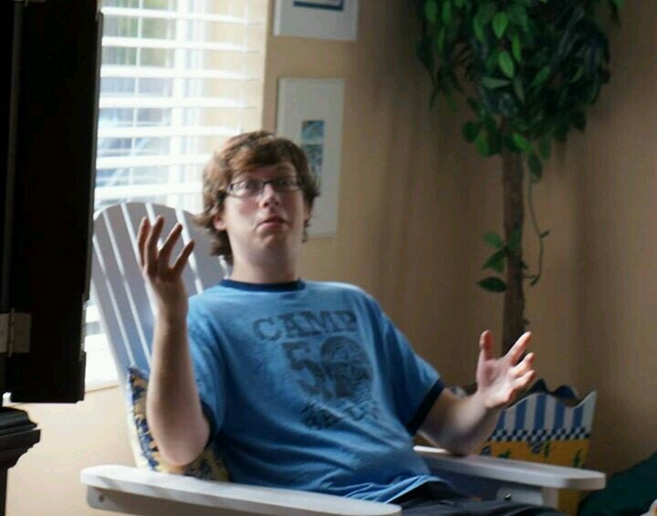 JoshingCarter's profile picture. Bi-Boy, Political Science Junkie, improviser and Cohost of @williswaypod. (he/him)