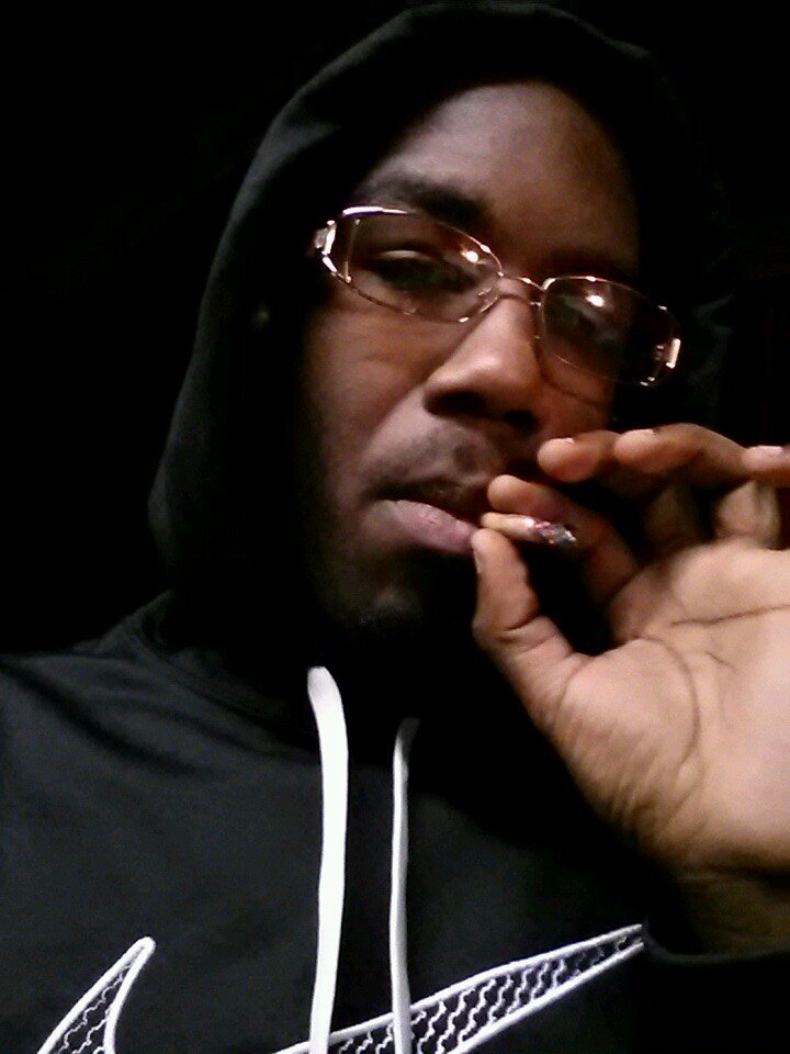Follow my new instagram page tho @Bernard_Arnault_  i follow back ! too many people busy Tryna Live right, im busy tryna live life.