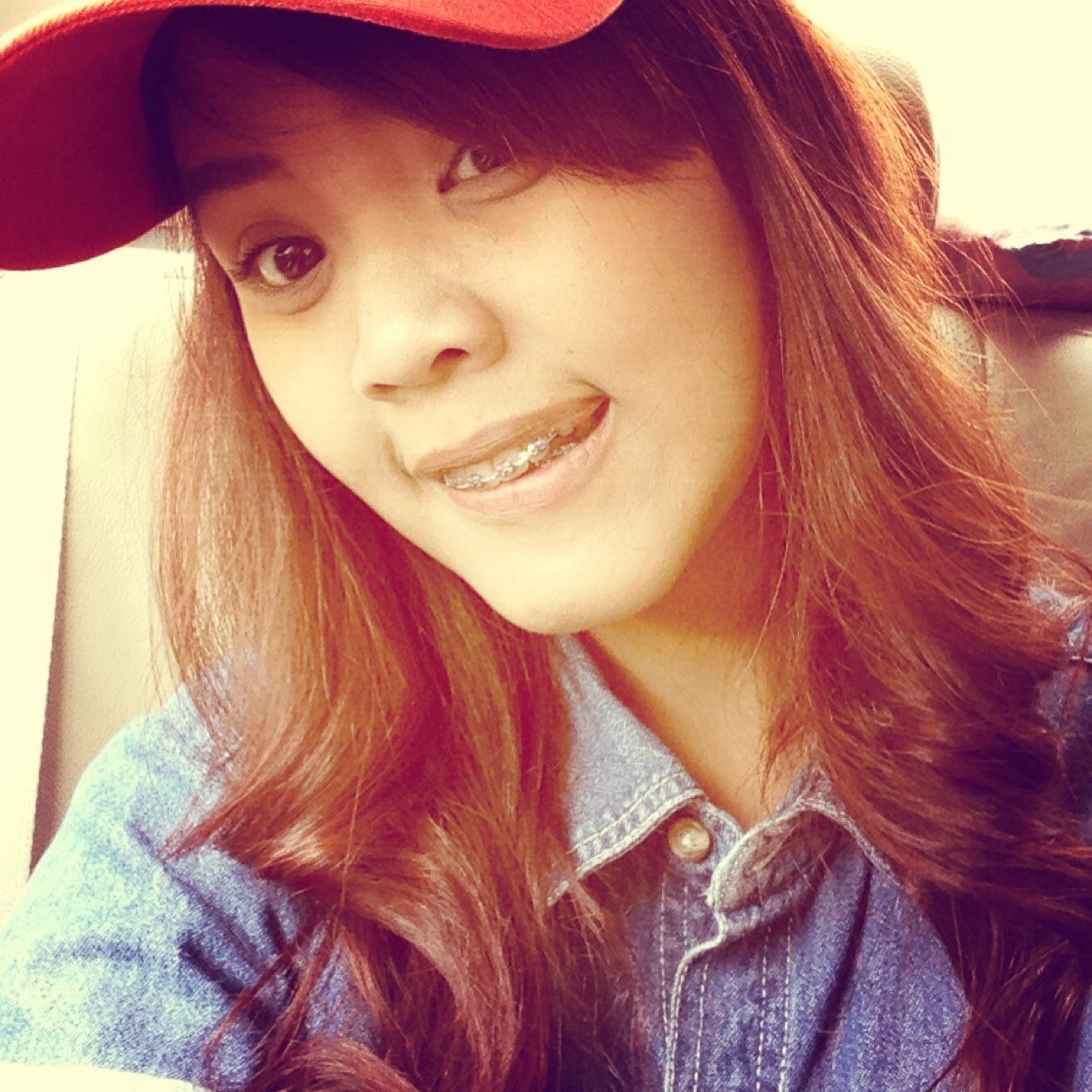 AngsanaSizzle's profile picture. 