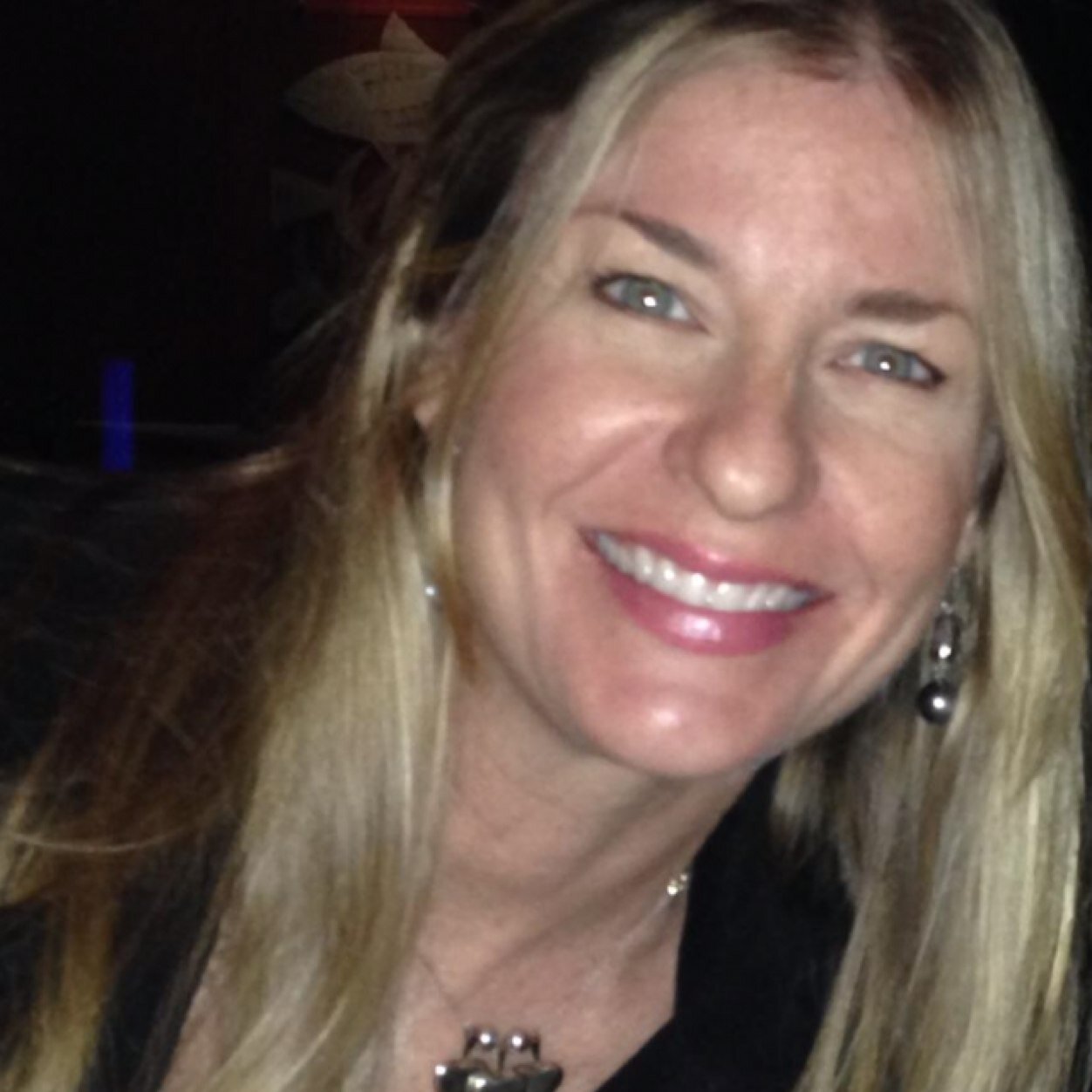 Crose4Rose's profile picture. 