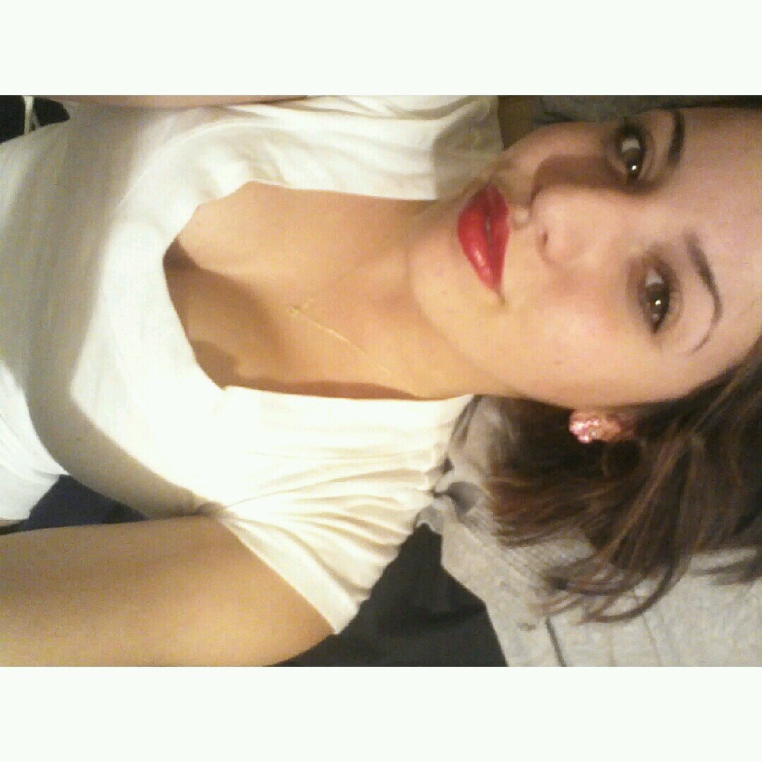 Alexandria Claudia Perez. 18. Leo. $$$ is the love of my life.