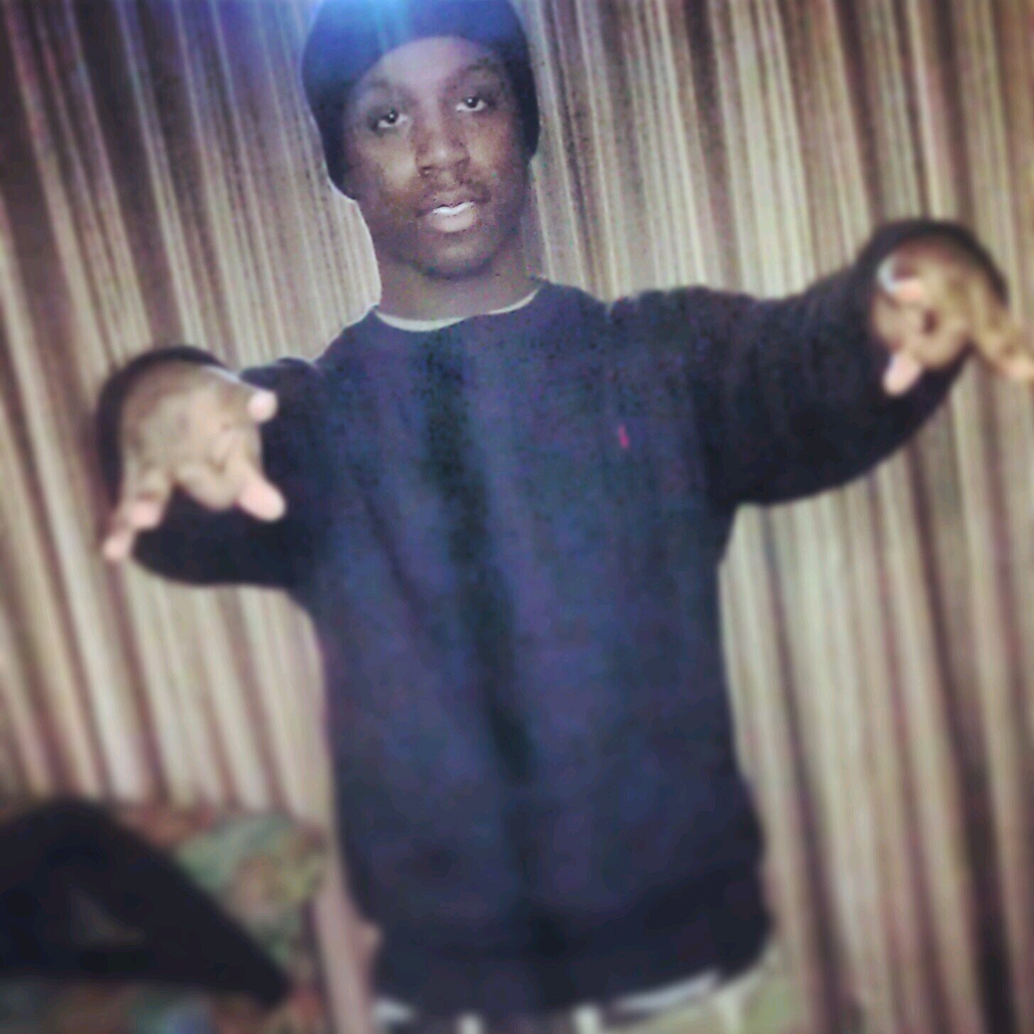 Bitxh I'm the youngest nd the roughest #Toughguy #BillyGangOrDie #YY type shxt