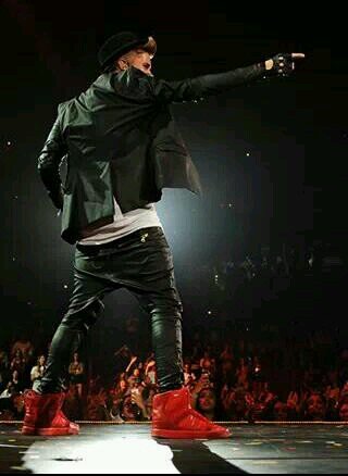 I'm A Proud Belieber ∞
#MusicMondays #BelieveMovie 
(J)ust (D)ream (B)ig