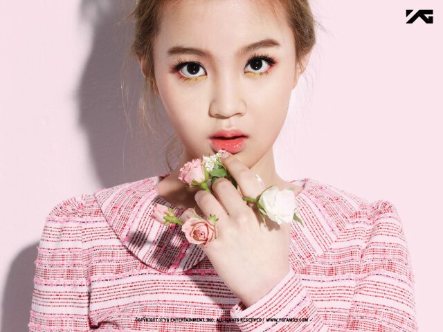 Holla! Imma YG's baby monster Lee Hi :] loves Tteokbokki so much♥ 1 9 9 6