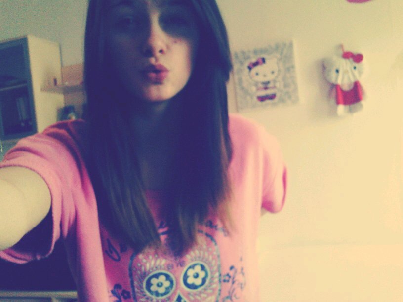 I'm a proud Belieber ! ∞ :-*