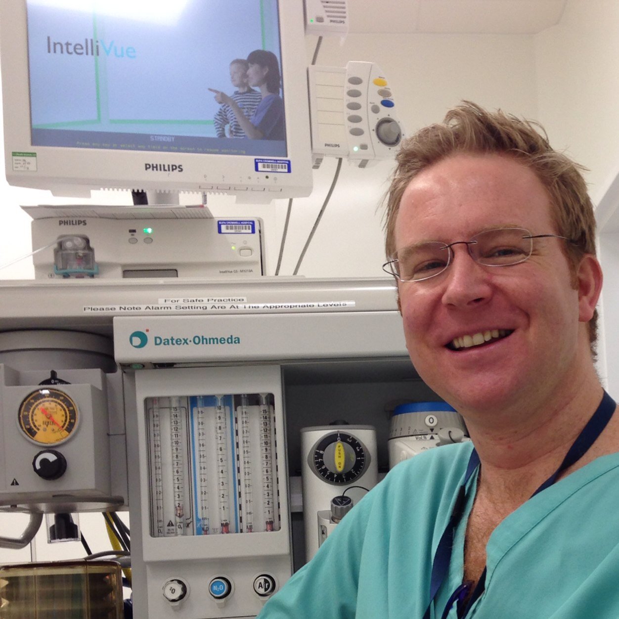 Consultant Anaesthetist in London, interests in ENT/Airway, Plastics, Bariatrics & Ortho. Director of DICT8 Ltd. Cycle for fitness & transport. Views my own.