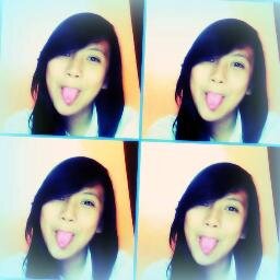 RenAnggraeni_'s profile picture. 