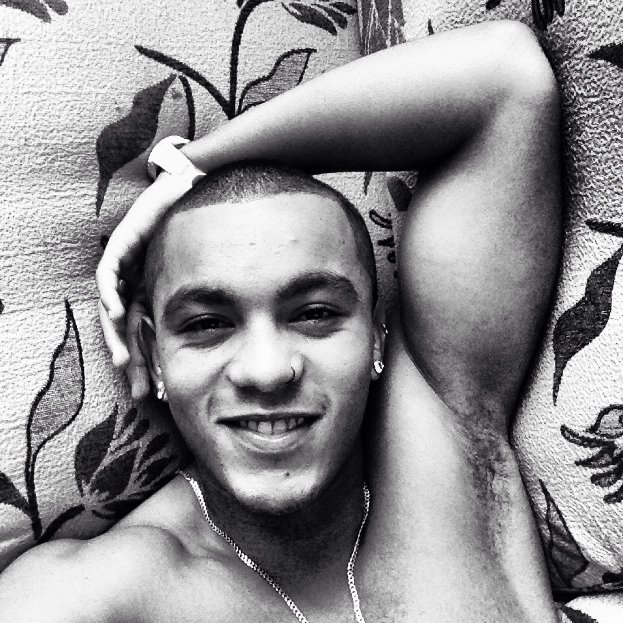 Instagram @mlktico
snap @mlktico
face Paulo Henrique (tico)