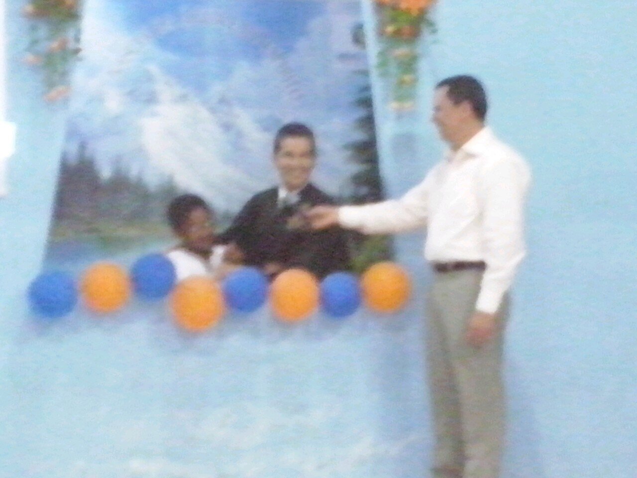 casado, pai de 4 filhos e aguardando a volta do Senhor Jesus