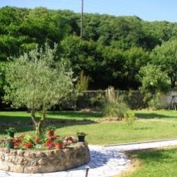Cooking School and Chambre d'Hotes, in the heart of rural France. Come and join us for a fun cooking holiday, tailored to suit your skills and experience.