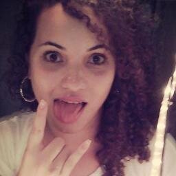I'm Crazy but i'm still a beutiful lady. I love Music, Games and Fast Food. I'M the manager of My brother - Abmael 14 years old Brazilian  Singer