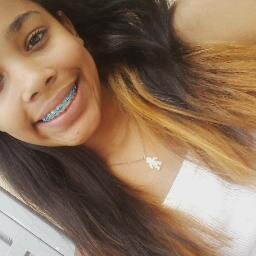 Antes de me criticar , pelo menos tenta fazer melhor (: ' *