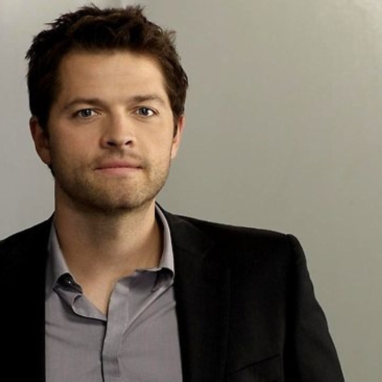 It's time to find my way to where I belong There's a wave that's crashing over me All I can do is surrender. Ruler of the Seven Seas . [FC- Misha Collins] .