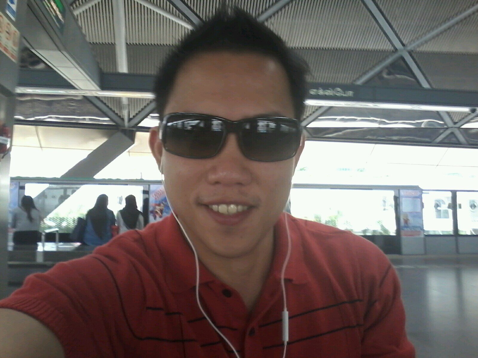 a Manila-based citizen of the world