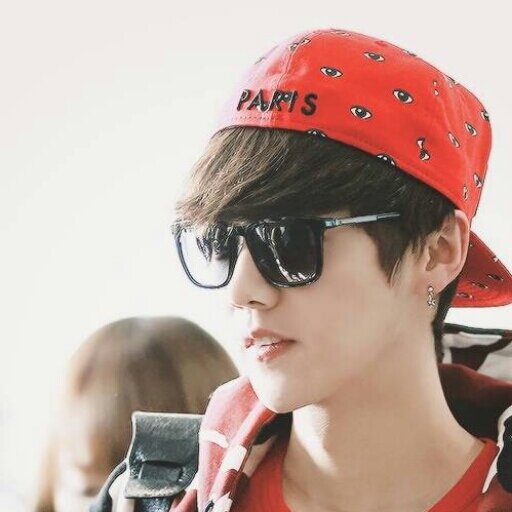 อันยองครับ ผมเสี่ยวลู่ตัวแสบครับ :) ป๊าของผม  @cyeolbk ม๊า : @bbh92_hmm