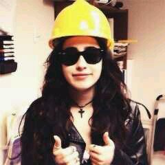 I just gave you a free follow. please follow @5hlovemeplease in return.. I'll  follow you back, just ask me. You are beautiful. ily