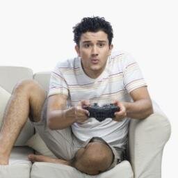 Tweeting about all the latest games news