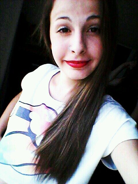 minha princesa , meu céu , minha lua , por ti sou capaz de agarrar o sol com a unha ♪♫ euteamo musa / @kapereiira aqui s2