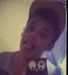 Sou verdadeiro com quem amo S2.......... : ))