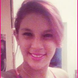 Eu que vivo com α cαbeçα nα luα, com músicα no ouvido e corαção nα bocα :)
eu sou meninα e mulher, eu sei muito bem o que quero . :)