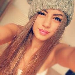 I post beautiful Turkish girls | Post photos to PhotoTurkishBeauties@gmail.com | Nice English/Turkish tweets. | Photo Rating.