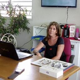 Je travaille depuis le 23/09/13, chez DESJOYAUX, qui ont ouvert à Saint-François. J'adore mon métier. Dans le monde de la piscine depuis 5 ans.