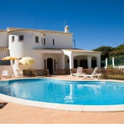 http://t.co/eDgEOjoSEv Holiday Home Rentals Blog with news, information and guides to home rentals abroad.