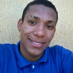 goza,ser feliz ,gasta dinheiro,vive no estilo cachorro de cordão no pescosso ferari dos novos esses e os menino do torro