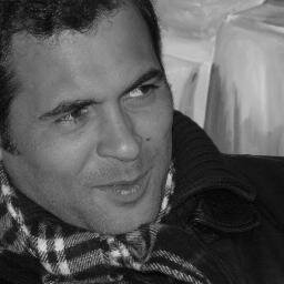 Abogado experto en derecho energético, servicios públicos domiciliarios, regulación económica, derecho de la competencia y protección al consumidor