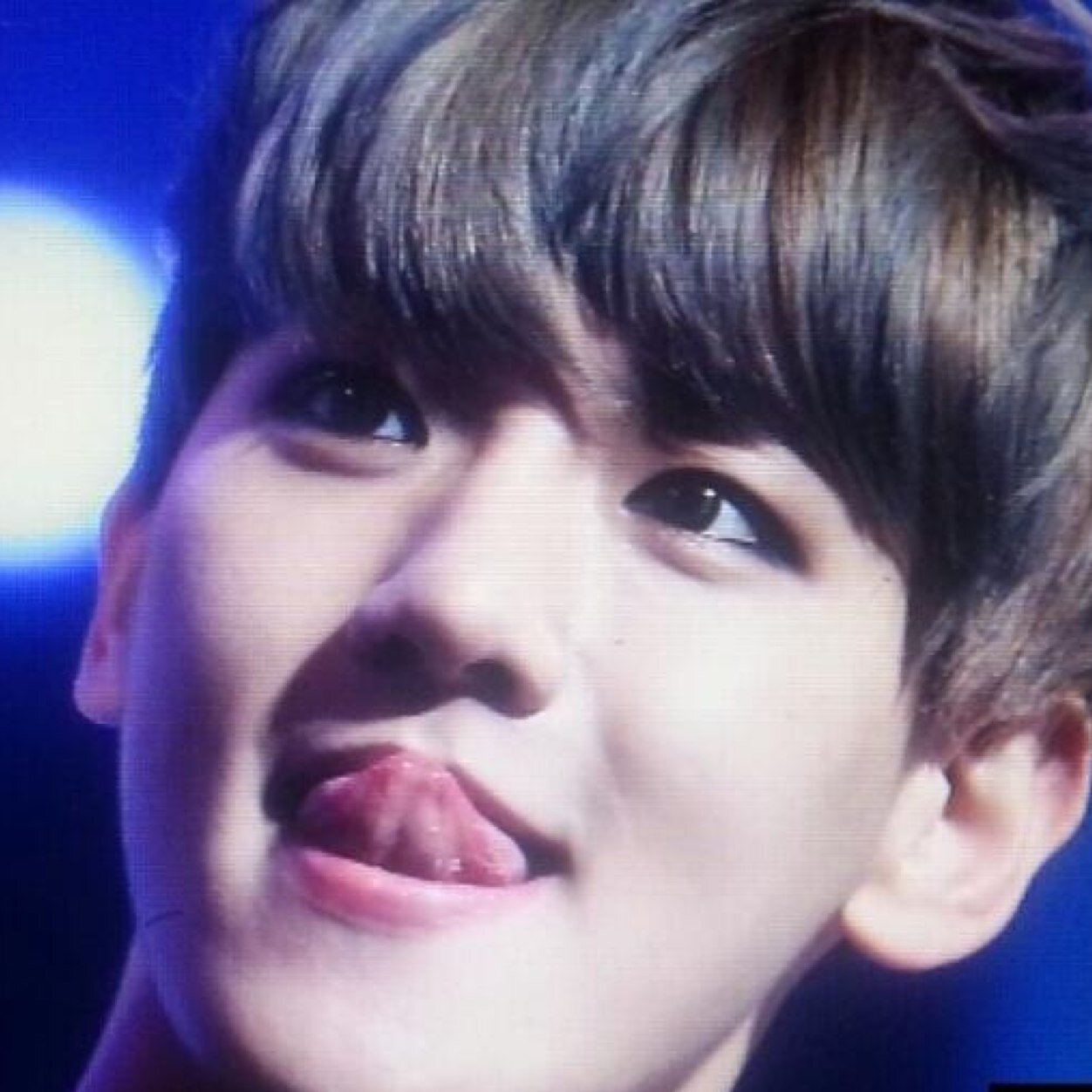 EXO K บยอนบย๊อน~~ บยอนน่ารัก น่ารักเวลาร้องเพลง บยอนเต้นเก่งน่ารักๆ
#92line 10.12.56 #honeystarfam