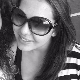 ViickyThaais's profile picture. Sou a Vitória Thais .Linda.Chata. Louca. Adorável.Simples.Morena. Complicada.Autêntica até dizer chega. #follow-me