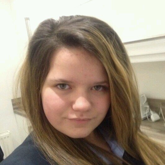 I want to be in a band that kinda sucks :/ 5 Seconds of Summer, All Time Low, One Direction, Youtubers! If you like me, I probably like you more :)