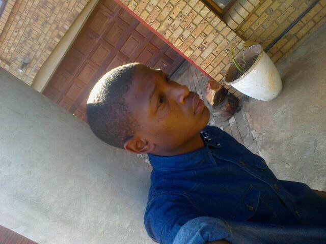 I am a steez kinda guy, ambitious and works towads dedication