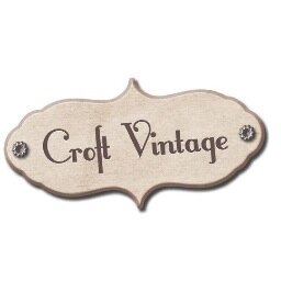 Vintage pop-up shop and E-Store providing the best quality vintage fashion for women. We occasionally lend our clothes for events, get in touch for details.