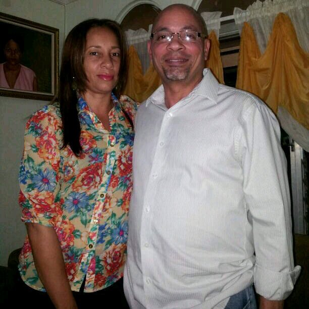 Me gusta disfrutal de las cosas verdadera de la vida amo de verda! Tengo dos hijos bellos,tengo una relacion.Dejo todo en mano de Dios! Amiga del amigo!!!%
