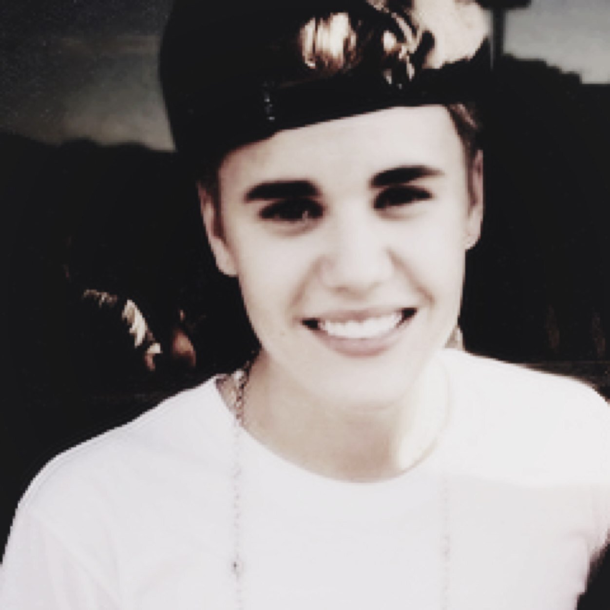 justin drew bieber and janoskians are just my fucking drug