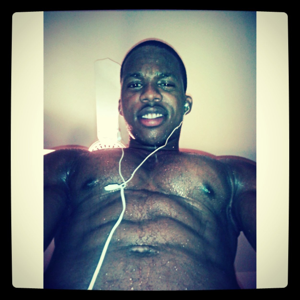 Tweets You Cant Go A Day Without Instagram (ABallersView) Kik:BjTheTruth