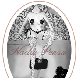 Nadia Persa os mantiene informados de la moda más sensual y sugerente y las últimas tendencias en lenceria atrevida y complentos con toques fetish y BDSM