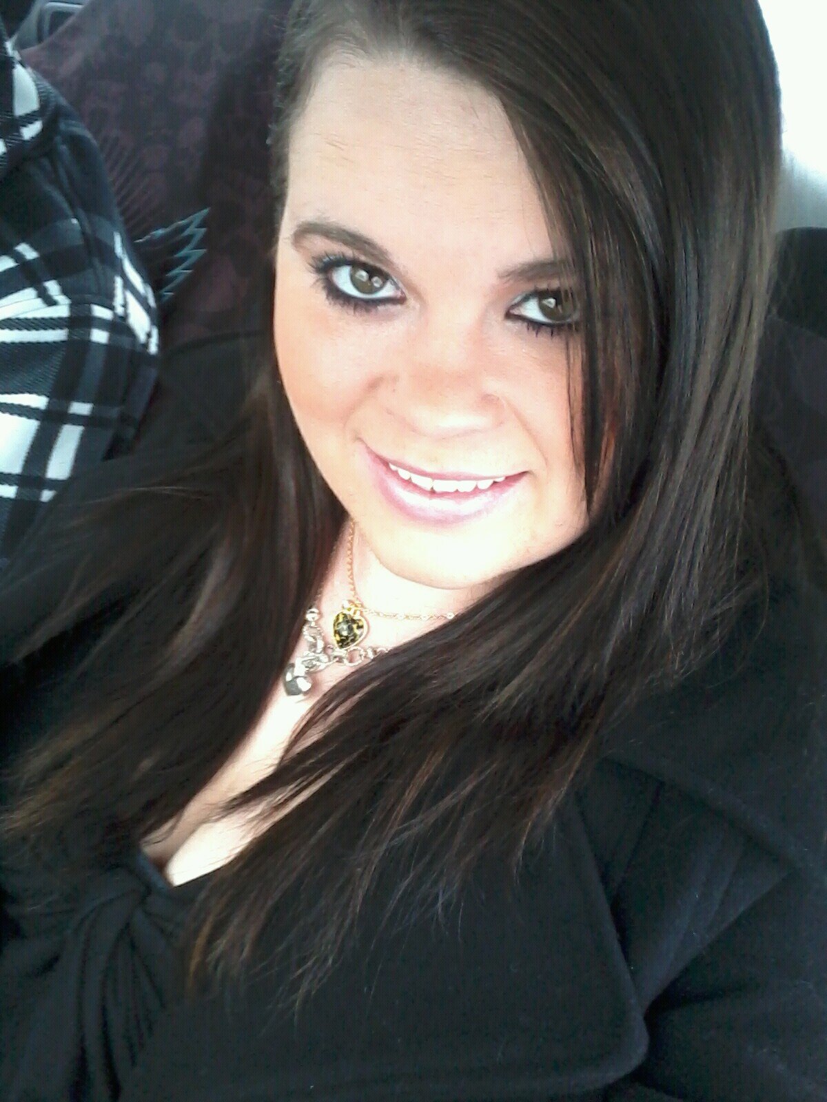 Starrnicole37's profile picture. im tha shit.. thats all there is to it :)