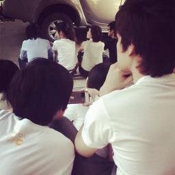 คุณจะทำให้อีกคนนึงยิ้มได้ยังไงถ้าหัวใจคุณร้องไห้