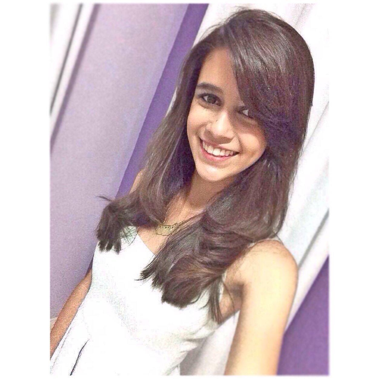 Instagram: thaislinardi