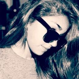 Hi i'm Vaal, Chilean, 18 years old #Belieber #Hunter  I am studying Industrial Design in DuocUC ☯
