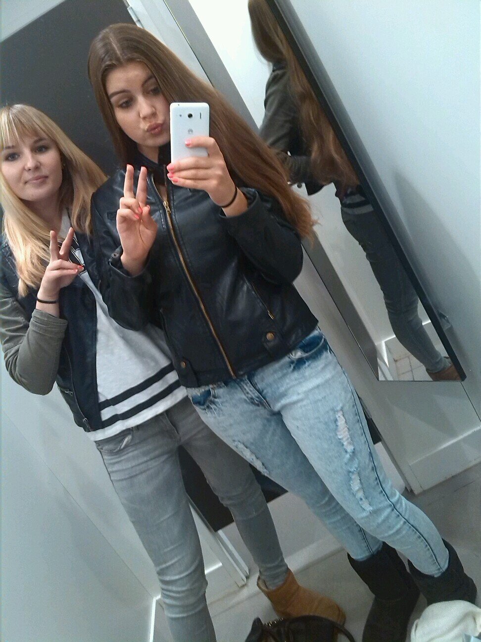 I love you my best friend ♥ xcharlotte // Best friends since 2002 and longer ! Proud of you babee. kiss jamie. ♥