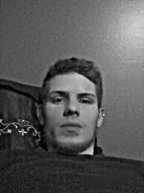 Shuduphoe69's profile picture. 