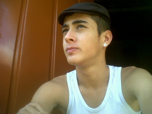 xJEY_Johanx's profile picture. Militant SxE//como conejos huyendo asustados de la relidad,buscando salidas para no pensar #27♥ Zulma Zapata♥