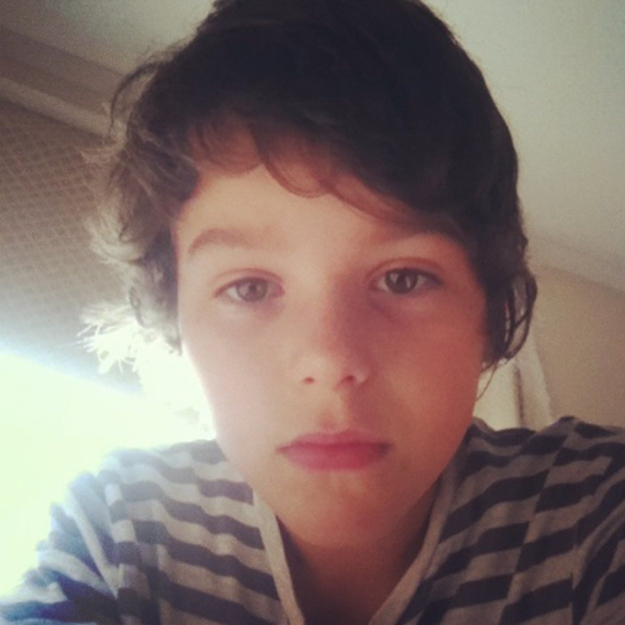 Hey guys this is a 3 account, please follow another account that i have! Follow me real accout thx peps :D
