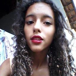 Não que eu seja fria ou indiferente, é que as vezes certas pessoas recebem de mim só o que merecem, nada mais… ;$$